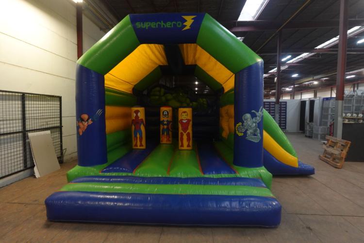 Springkasteel Zizo Inflatables – kavel bij Openbare Verkopen, Wielsbeke