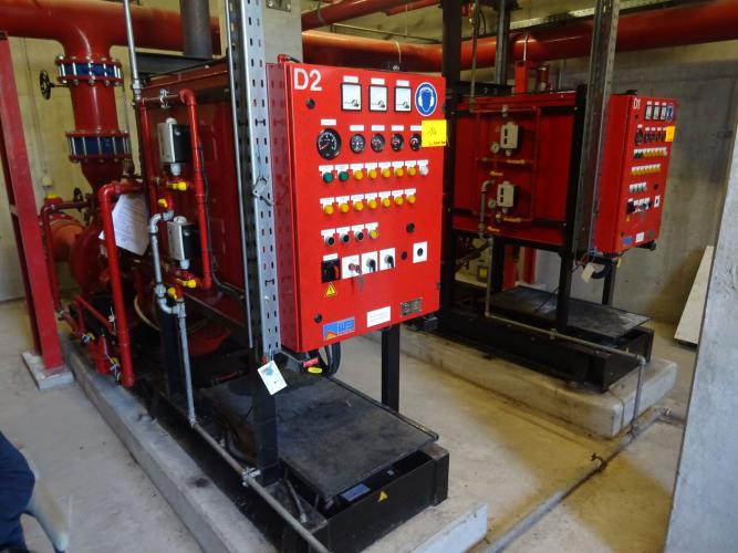 2x Iveco Aifo motor sprinklerinstallatie – kavel bij Openbare Verkopen, Anzegem
